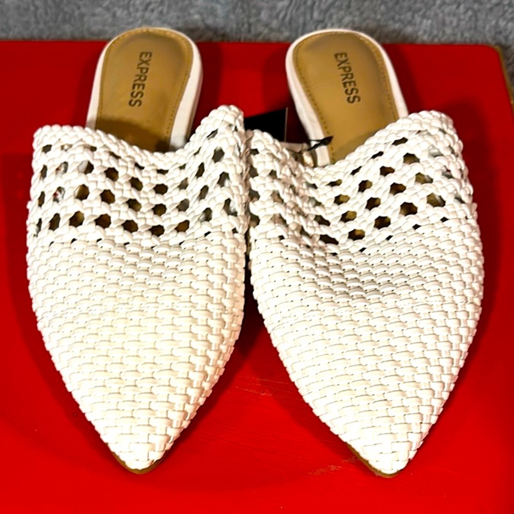 Express White Woven Mules with Intricate Design